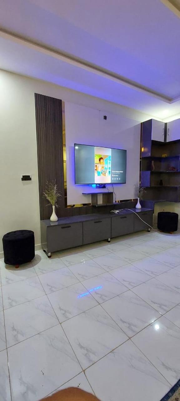 Velvet Vibes Villa Near Islamabad Airport Dhok Sandemar ภายนอก รูปภาพ