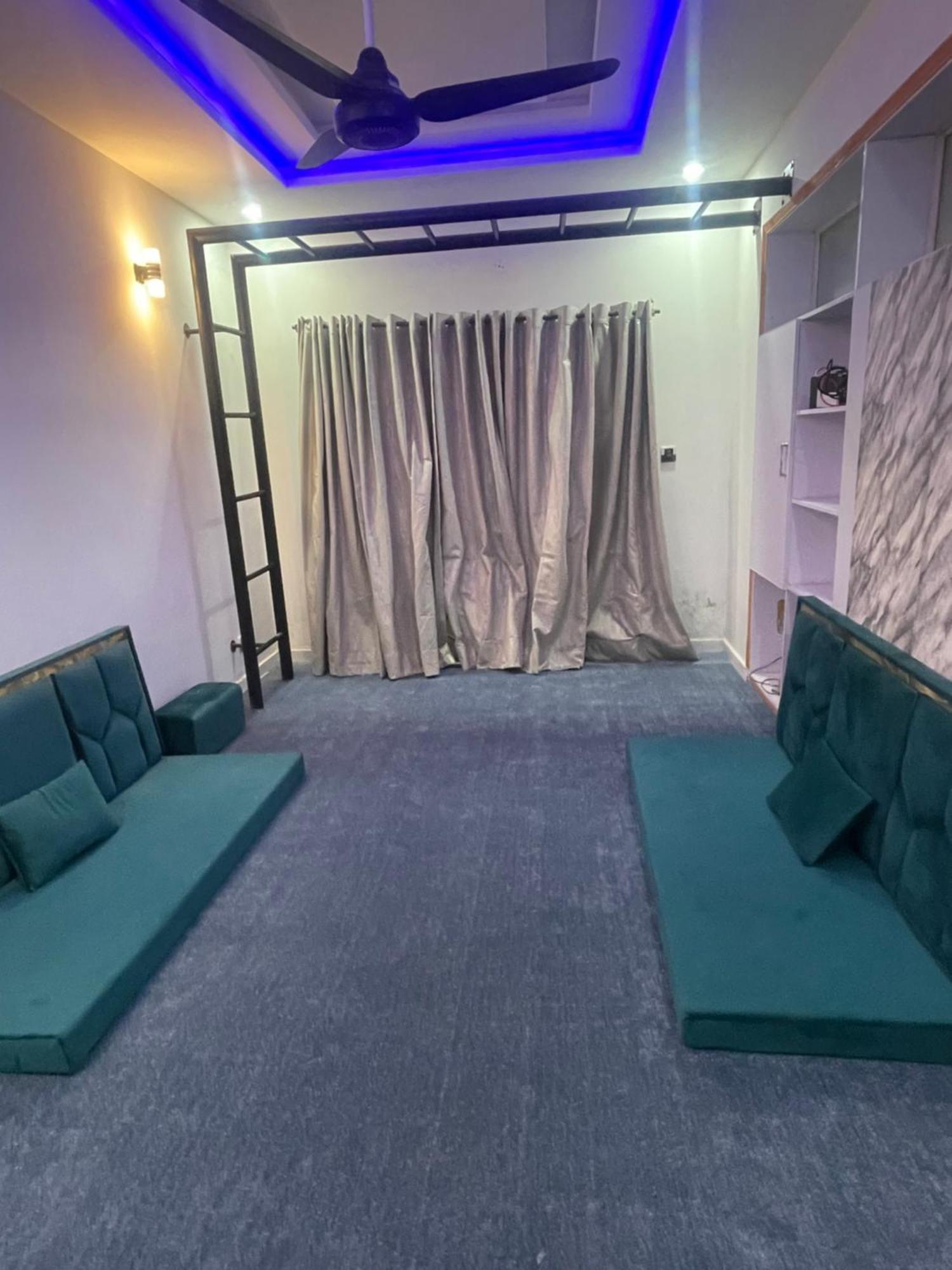 Velvet Vibes Villa Near Islamabad Airport Dhok Sandemar ภายนอก รูปภาพ
